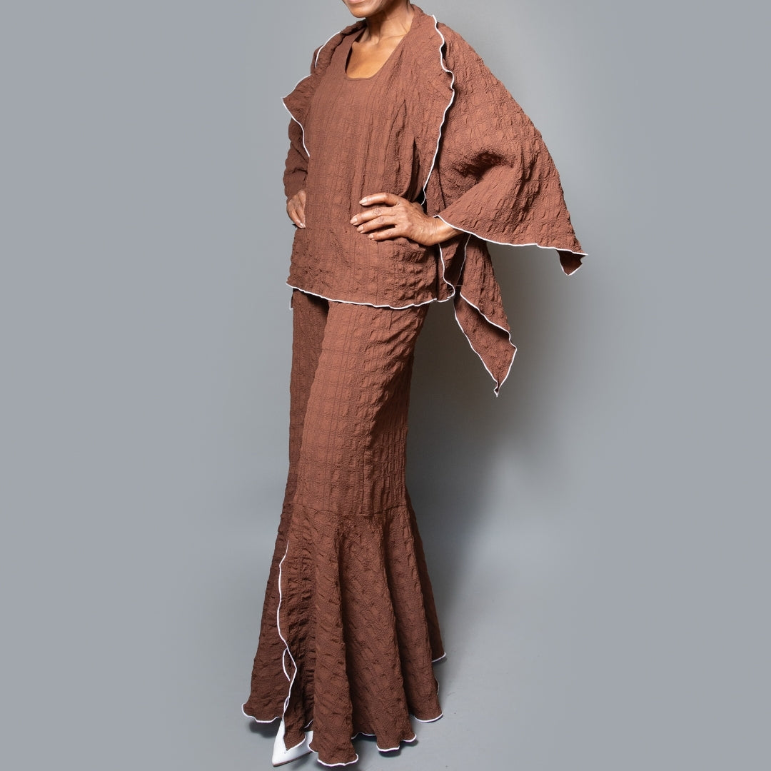 Circle bell slit front overlock pant