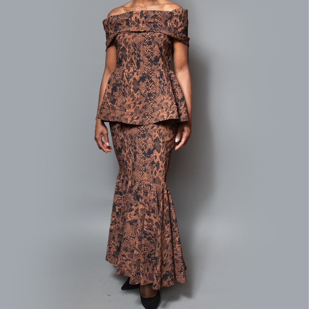 Long peplum skirt