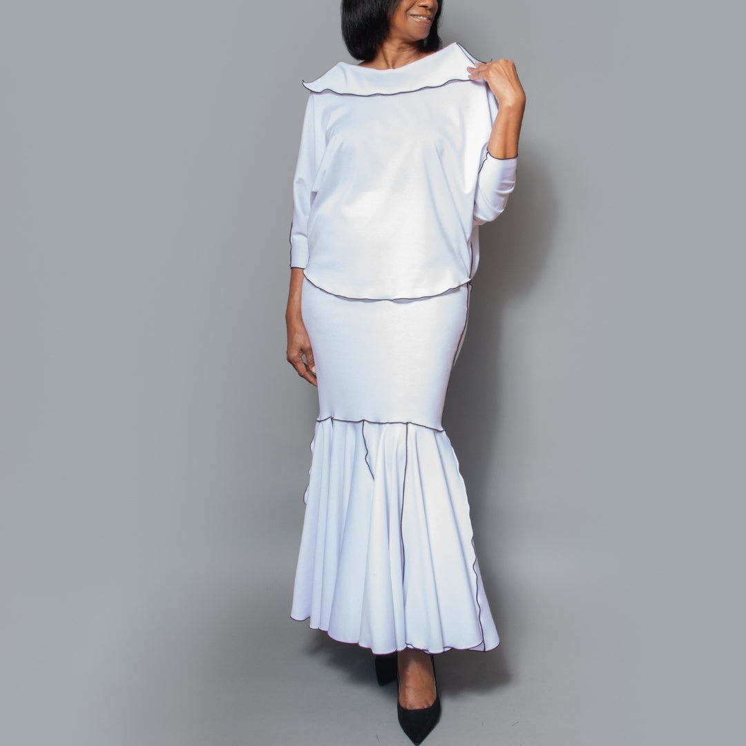 Boat collar dolman sleeve black contrast overlock top