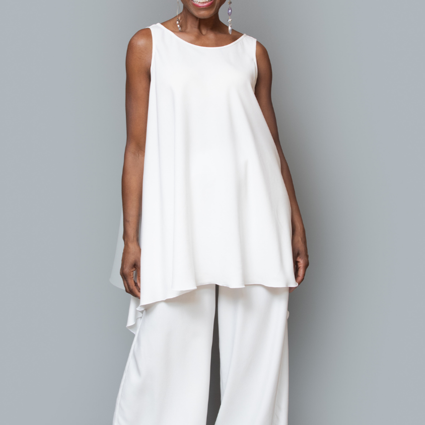 Sleeveless asymmetric top