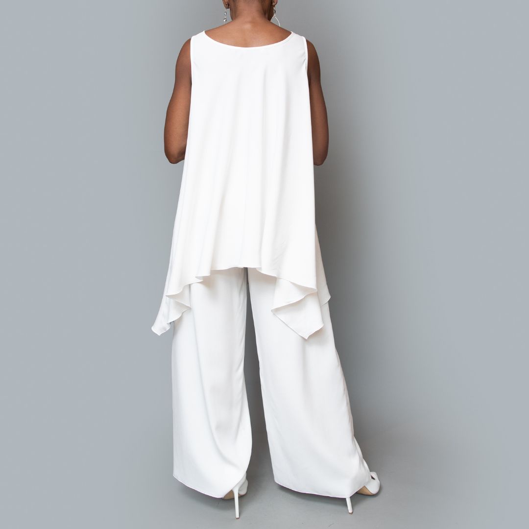 Sleeveless asymmetric top