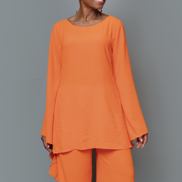 Fan sleeve asymmetric top