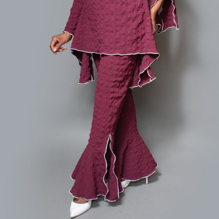 Turtle neck overlock asymmetric hem tunic