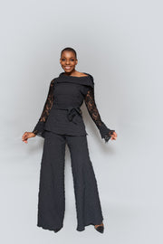 Boat collar lace slv, lace back top