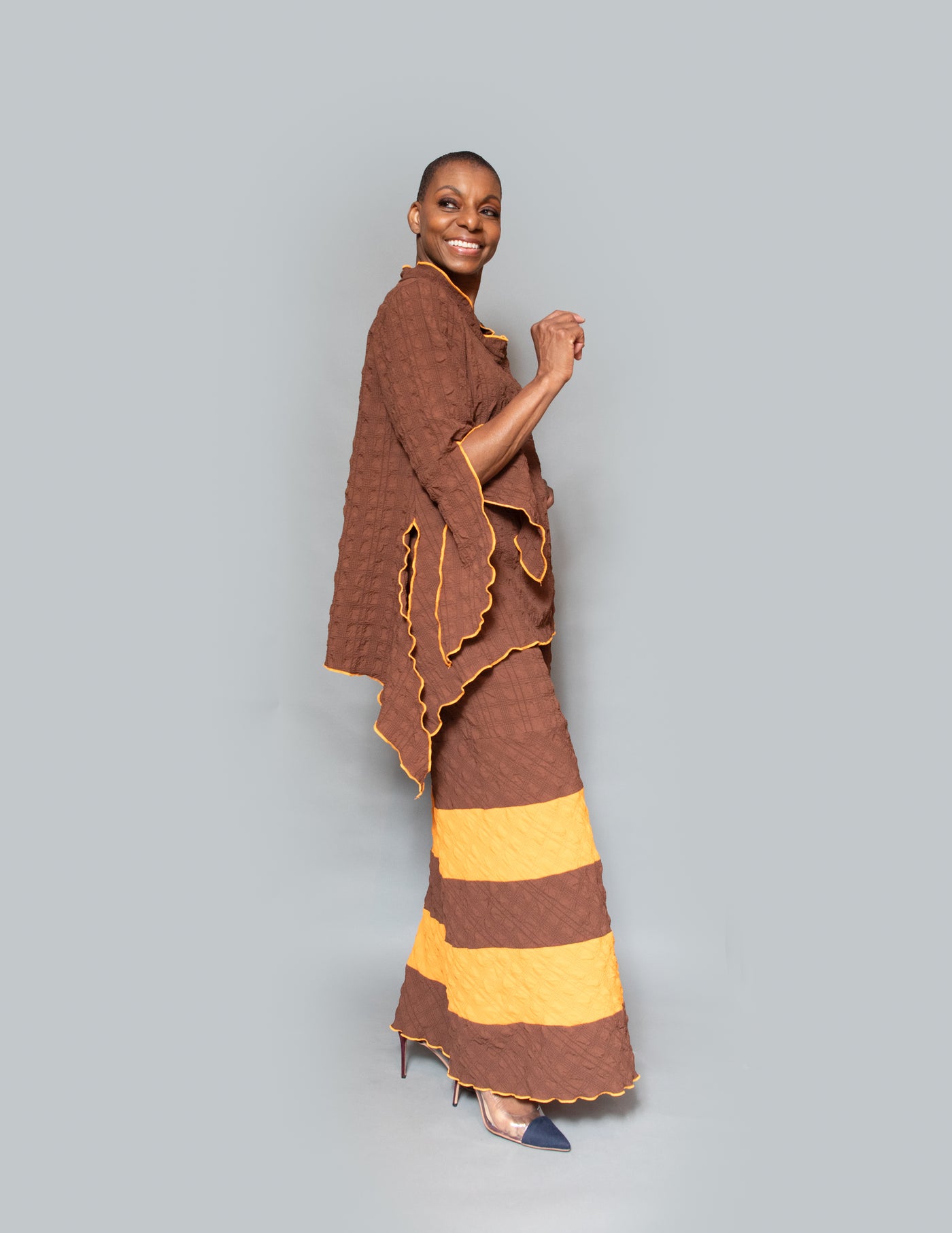 Slit sleeve overlock details tunic