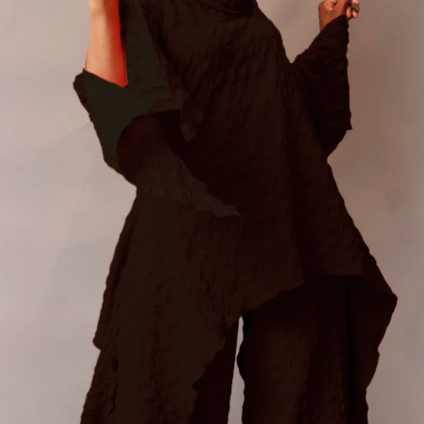 Turtle neck asymmetric hem tunic