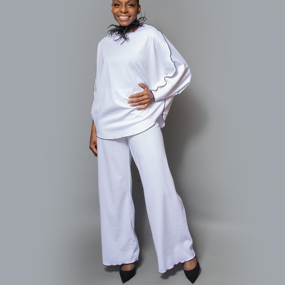 Wide leg black contrast overlock hem pull-on pant