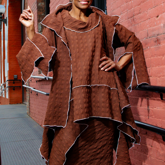 Dramatic side oversized collar overlock details tank