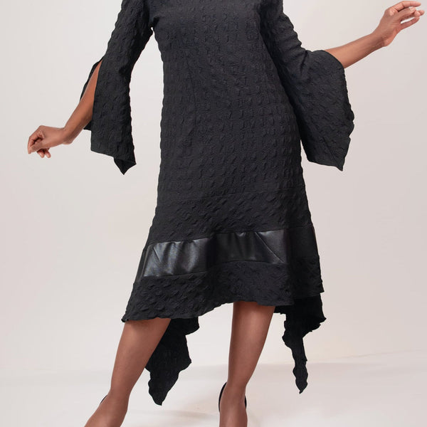 Slit sleeve pucker leather dress