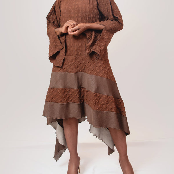 Slit sleeve w/4 layer inset dress