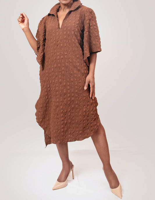 Flounce sleeve w/u shaped hem shirt dress