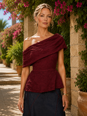 Band shoulder with peplum hem