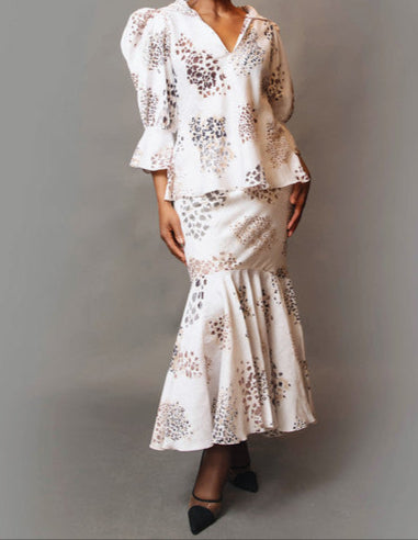 Slit neck top